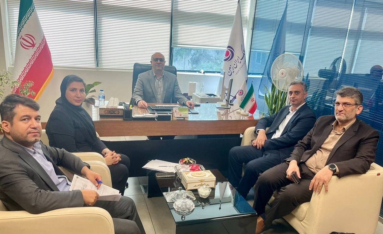 آغاز همکاری رهپویان با بانک ایران زمین
